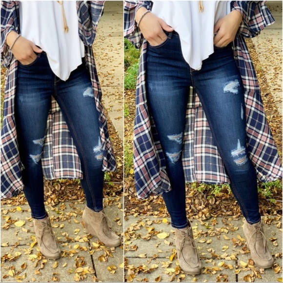 Dark Denim Mid Rise Butt Lifting Skinny Jeans - Picture 2 of 4